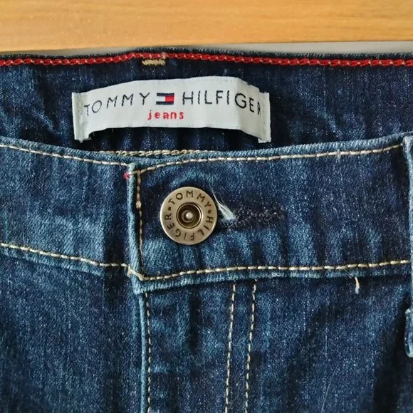 Tommy Hilfiger Dark Wash Bootcut Jeans – Size 14 (36 x 32) - Picture 3 of 9